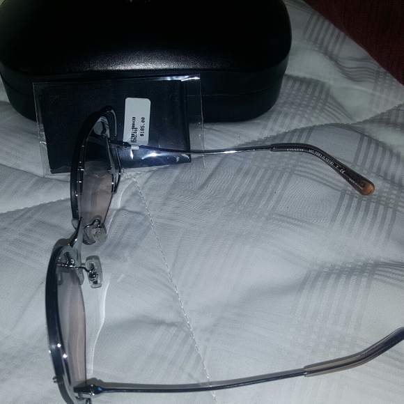 NWT Coach Ladies sunglasses - Picture 2 of 5